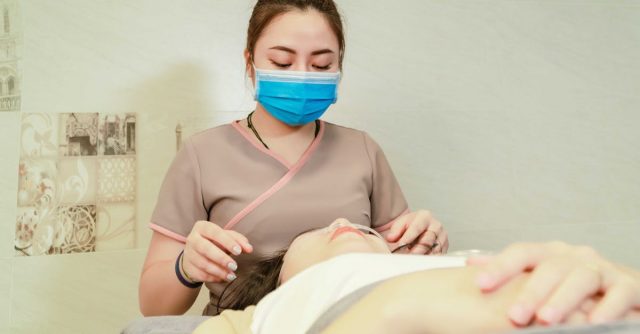 美容鍼は意味ない？知恵袋で話題の疑問を整体師が解説