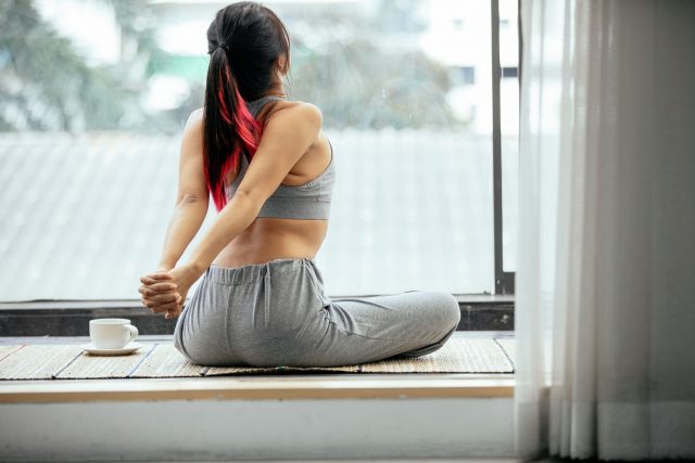 仙腸関節障害が治らない？知恵袋より先の見直し方と受診目安